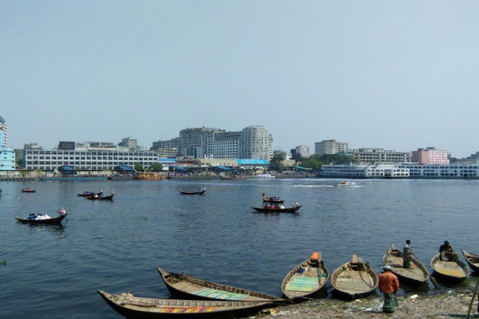 Riverine Bangladesh in Crisis Riverine Bangladesh in Crisis: Environmental Degradation, Governance Failures, and Pathways toward Sustainable River Restoration